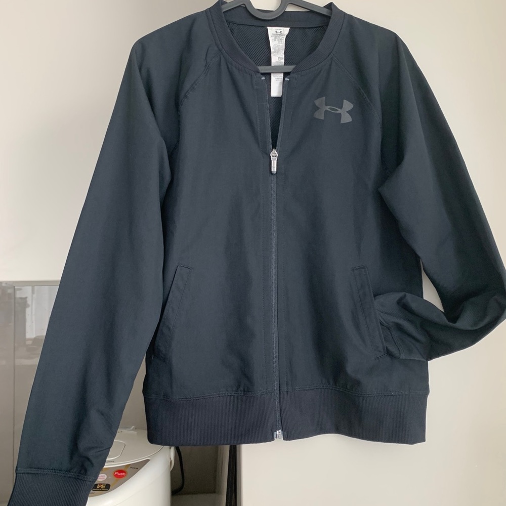 Under Armour women’s lightweight training jacket